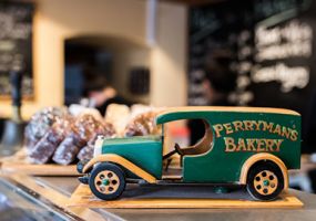 cakes to take away in adelaide Perrymans Bakery