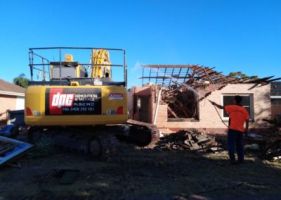 DPC Demolition Excavator DPC Labourer Hosing down site
