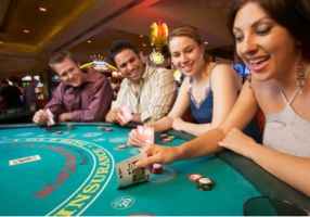 blackjack and roulette adelaide Queen of Hearts Fun Casino